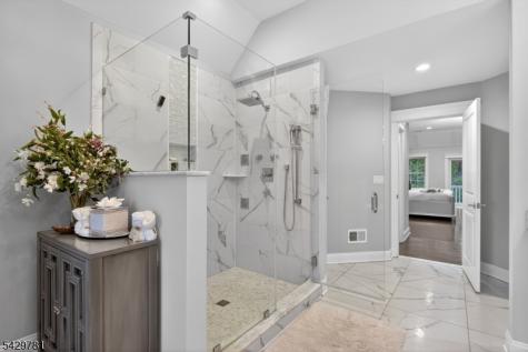 56 Beechwood Place Watchung NJ 07069