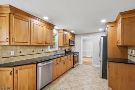 39 Shadylawn Drive Madison NJ 07940