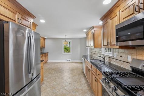 39 Shadylawn Drive Madison NJ 07940
