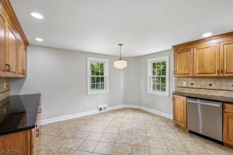 39 Shadylawn Drive Madison NJ 07940