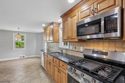 39 Shadylawn Drive Madison NJ 07940