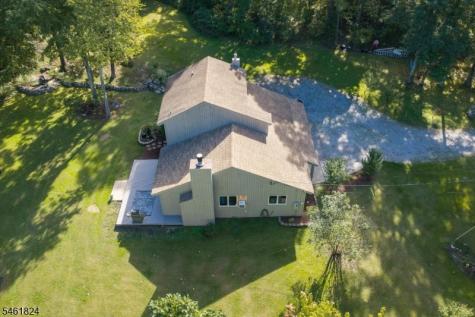 6 Lake Road Hampton NJ 07860