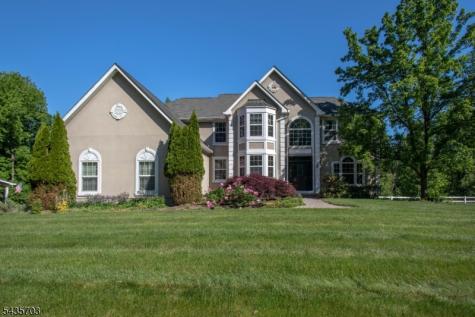 6 Eileen Drive Wantage NJ 07461