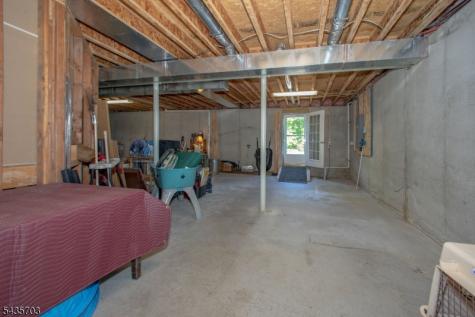 6 Eileen Drive Wantage NJ 07461