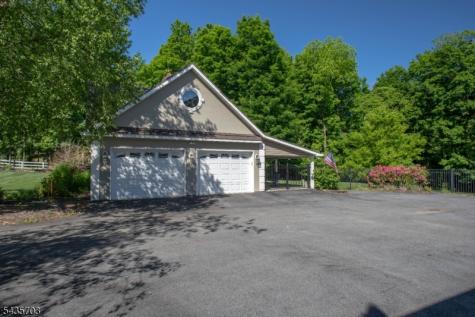 6 Eileen Drive Wantage NJ 07461