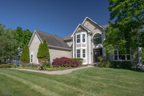6 Eileen Drive Wantage NJ 07461