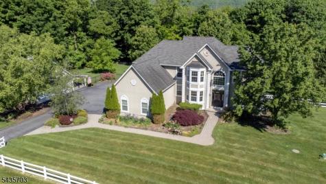 6 Eileen Drive Wantage NJ 07461