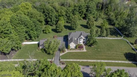 6 Eileen Drive Wantage NJ 07461