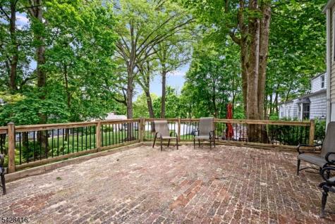 19 Wisteria Terrace Morristown NJ 07960