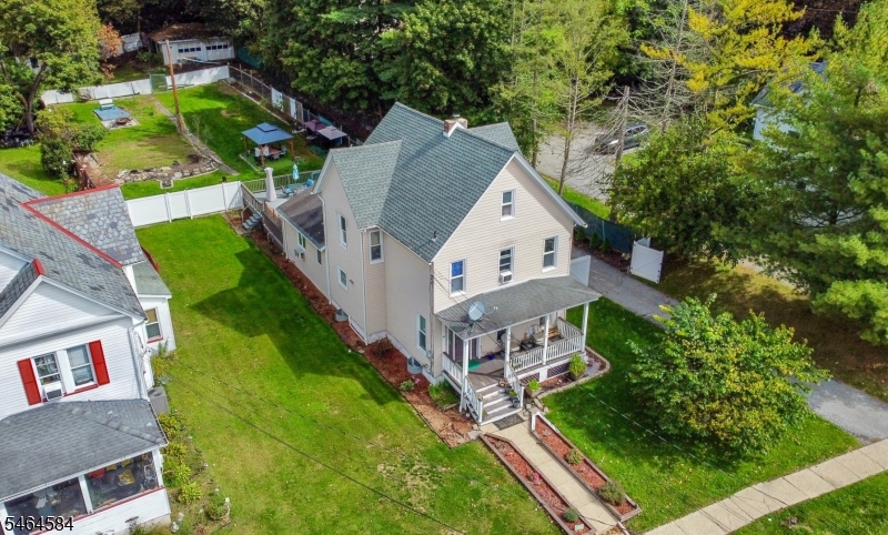 39 Clinton Street Newton NJ 07860