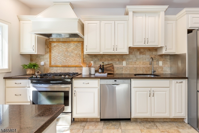 15 Euclid Place Montclair NJ 07042