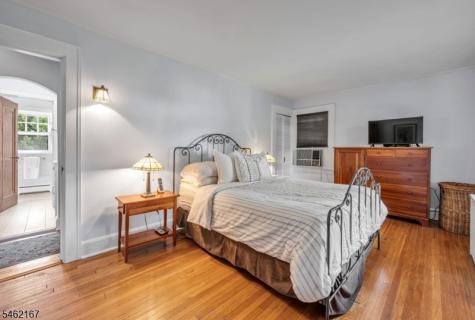 140 Unadilla Road Ridgewood Village NJ 07450