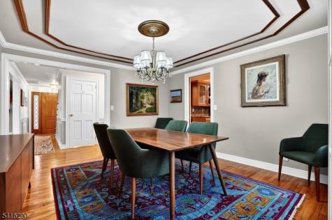 8 Hemlock Lane Kinnelon NJ 07405