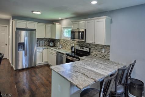 1 Lake Shore Drive Roxbury NJ 07857