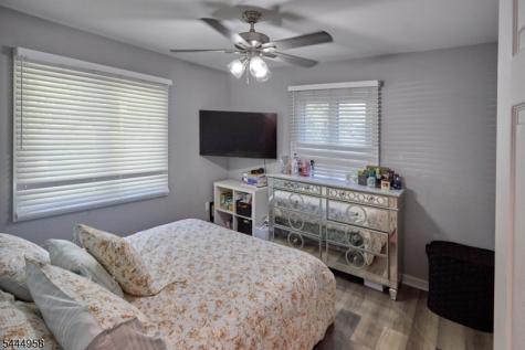 1 Lake Shore Drive Roxbury NJ 07857