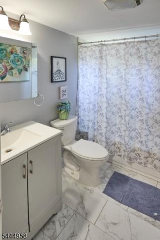 1 Lake Shore Drive Roxbury NJ 07857
