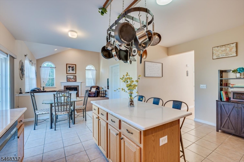41 Treetops Circle Franklin NJ 08540