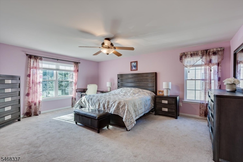 41 Treetops Circle Franklin NJ 08540