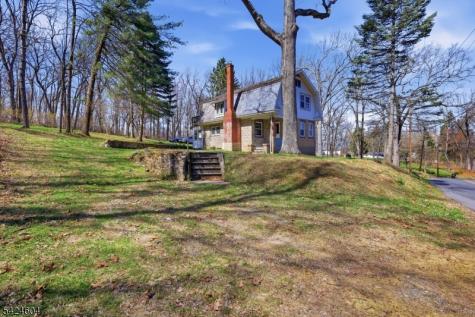 103 Lommason Glen Road White NJ 07823