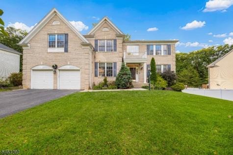 9 Red Maple Lane Mount Olive NJ 07836