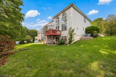 9 Red Maple Lane Mount Olive NJ 07836