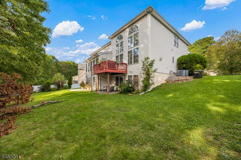 9 Red Maple Lane Mount Olive NJ 07836