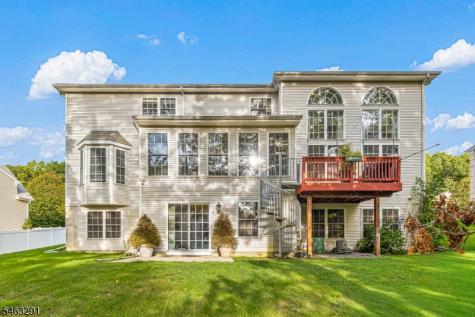 9 Red Maple Lane Mount Olive NJ 07836