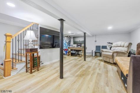 535 Farley Avenue Scotch Plains NJ 07076