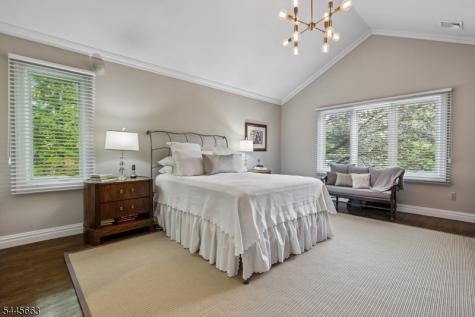 11 Maywood Court North Caldwell NJ 07006