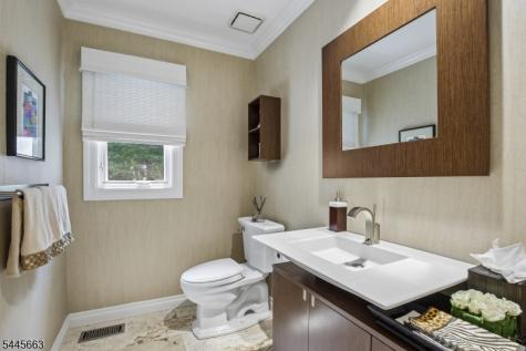 11 Maywood Court North Caldwell NJ 07006