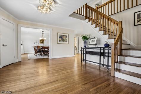 11 Maywood Court North Caldwell NJ 07006