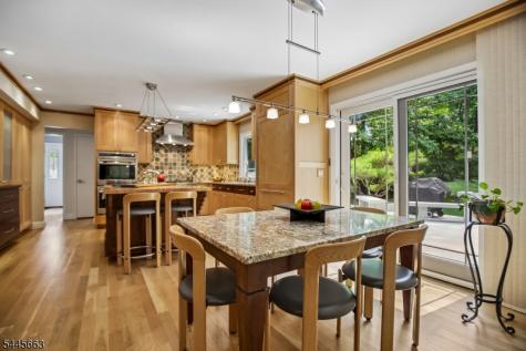 11 Maywood Court North Caldwell NJ 07006