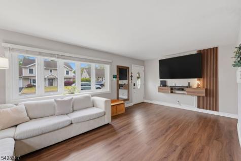 38 Wendy Road Woodbridge NJ 07067