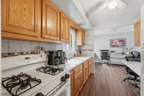 38 Wendy Road Woodbridge NJ 07067