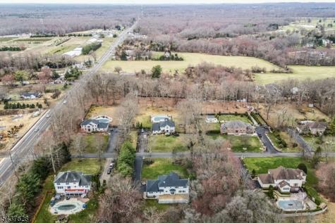 3 Shira Lane Manalapan NJ 07726