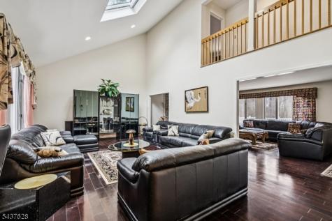 3 Shira Lane Manalapan NJ 07726