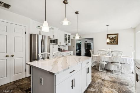 3 Shira Lane Manalapan NJ 07726