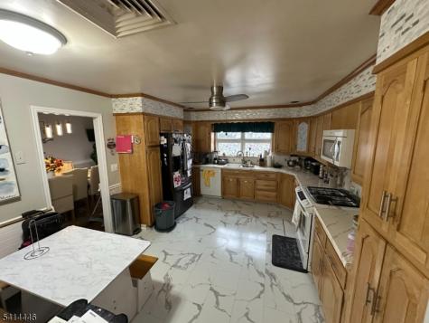 134 Benart Place Middlesex NJ 08846
