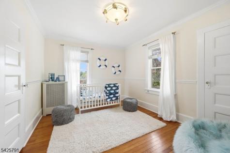18 Irving Place Nutley NJ 07110