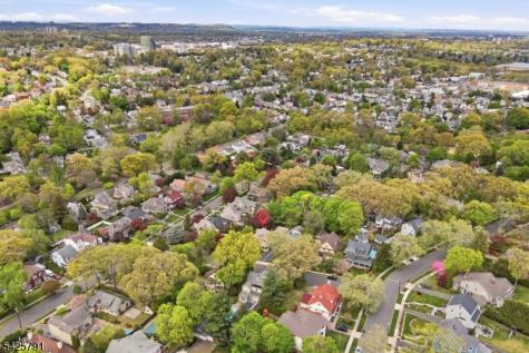 18 Irving Place Nutley NJ 07110