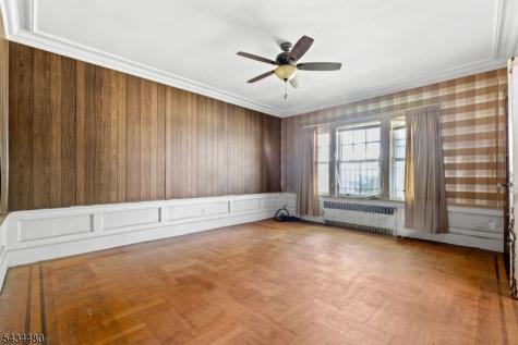 124 Vassar Avenue Newark NJ 07112
