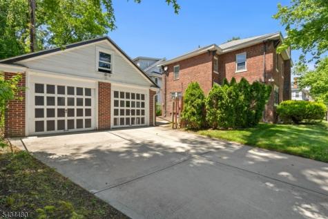 124 Vassar Avenue Newark NJ 07112