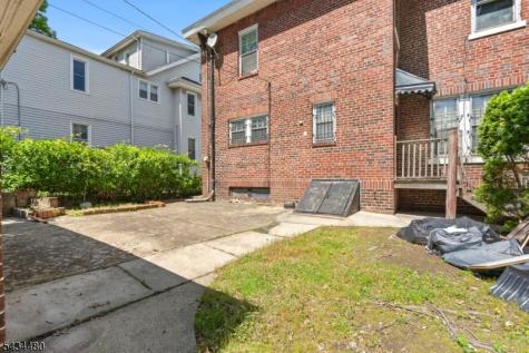124 Vassar Avenue Newark NJ 07112