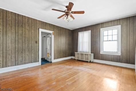 124 Vassar Avenue Newark NJ 07112