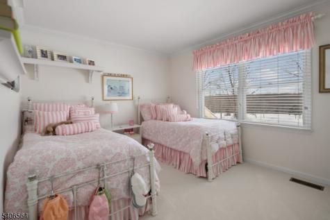 36 Vanderveer Drive Bernards NJ 07920