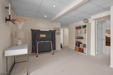 36 Vanderveer Drive Bernards NJ 07920