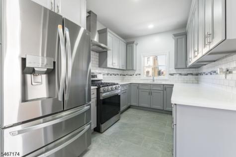 137 Amherst Street East Orange NJ 07018