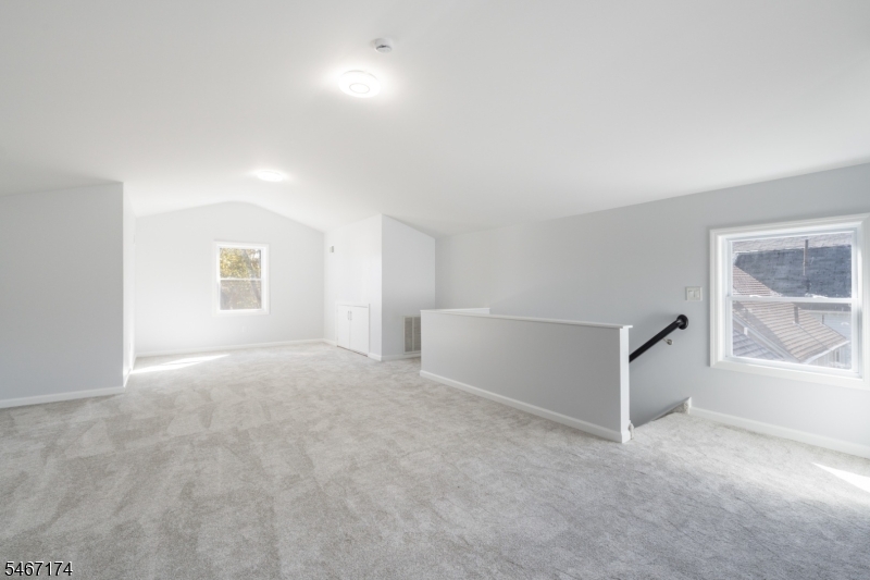 137 Amherst Street East Orange NJ 07018