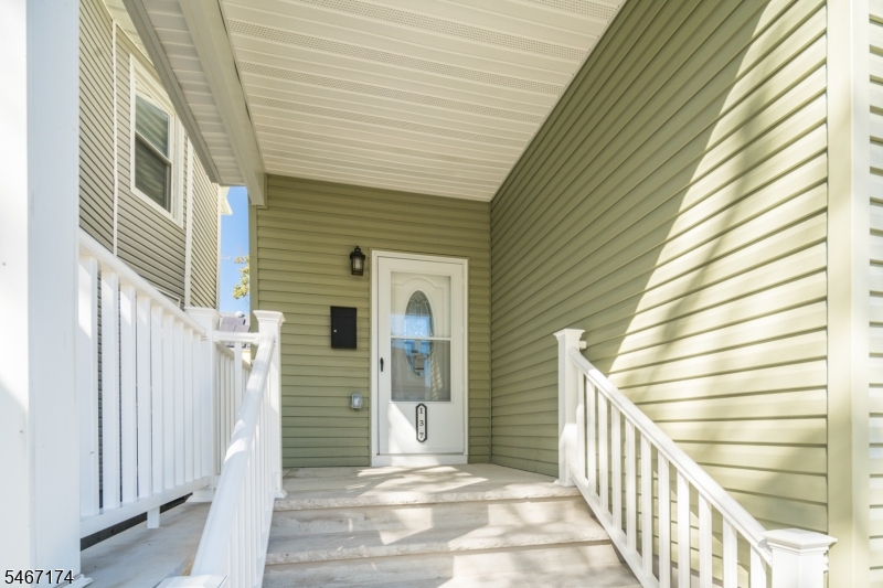 137 Amherst Street East Orange NJ 07018