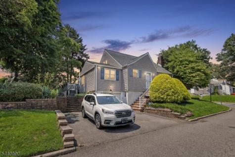 92 Silver Lake Avenue Edison NJ 08817